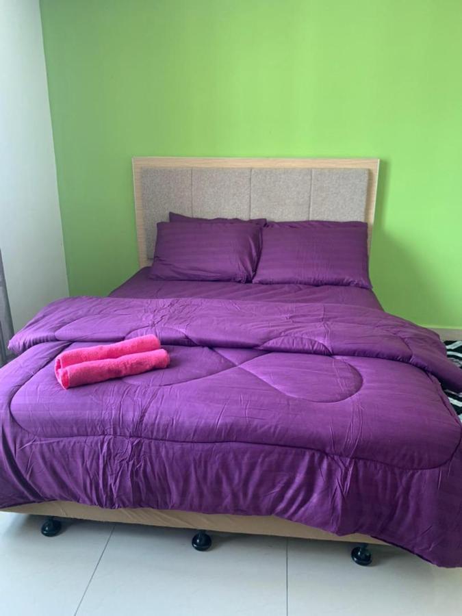 Risqi Apartment 2 Bedroom Wakaf Che Yeh Kota Bharu Esterno foto